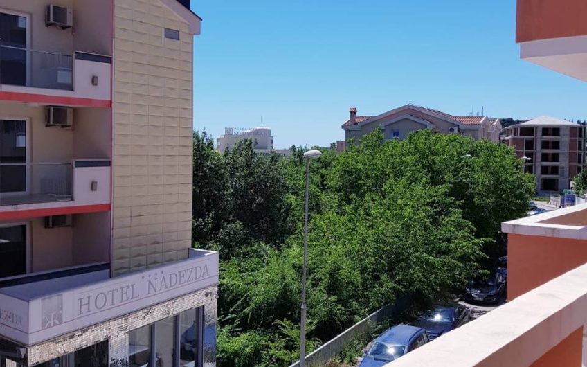 Appartments in Bečići, 65 m²