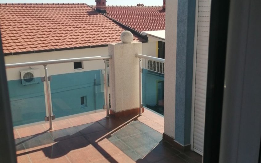 Large four-storey duplex house with seaview in Lazi, 475 m²