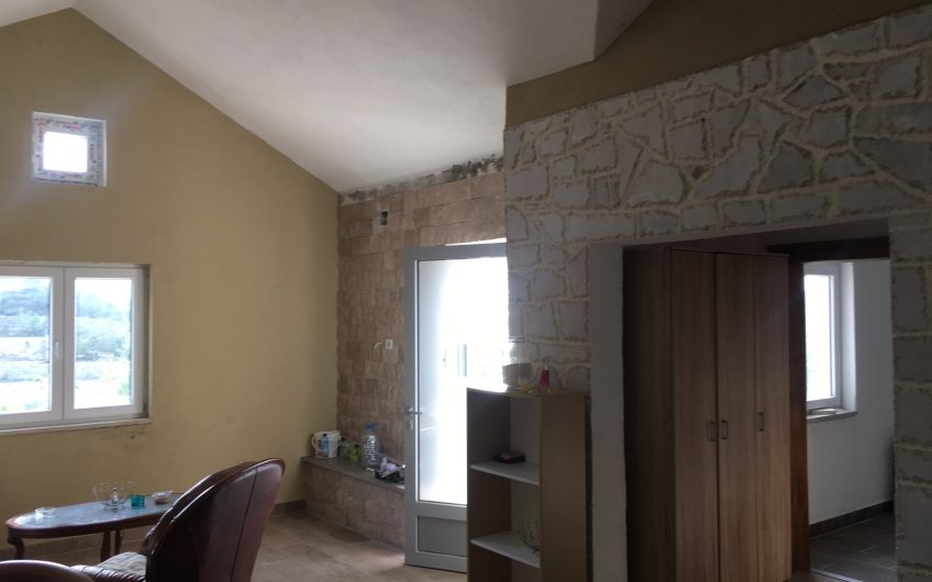 Two houses in Bigova, 133 m²