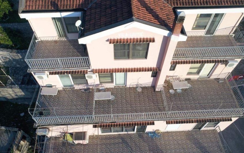 Three-storey house in Podmaine, 261 m²