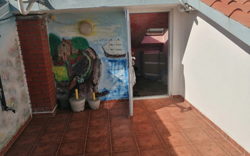 Large four-storey duplex house with seaview in Lazi, 475 m²