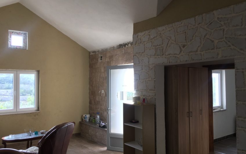 Two houses in Bigova, 133 m²
