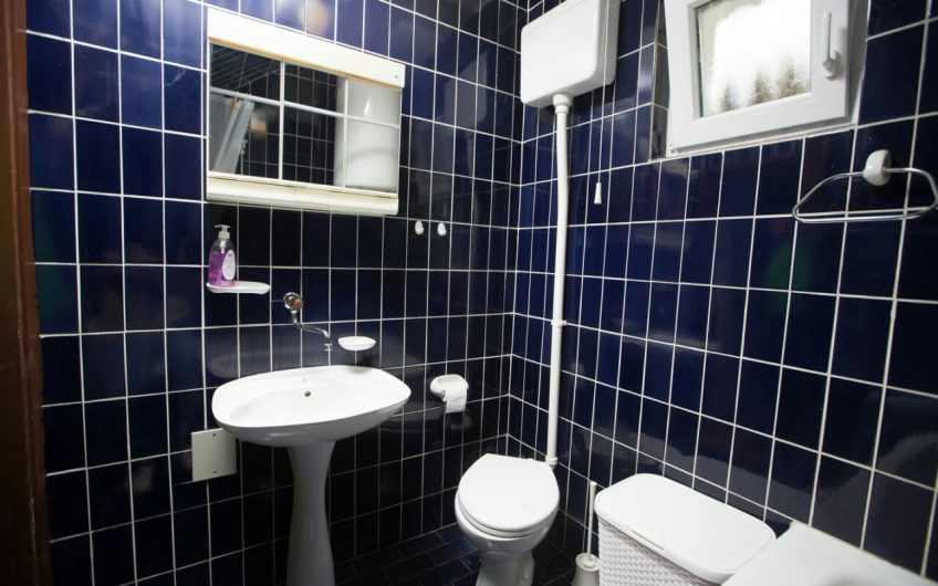 Half of duplex house in Lazi, 140 m²