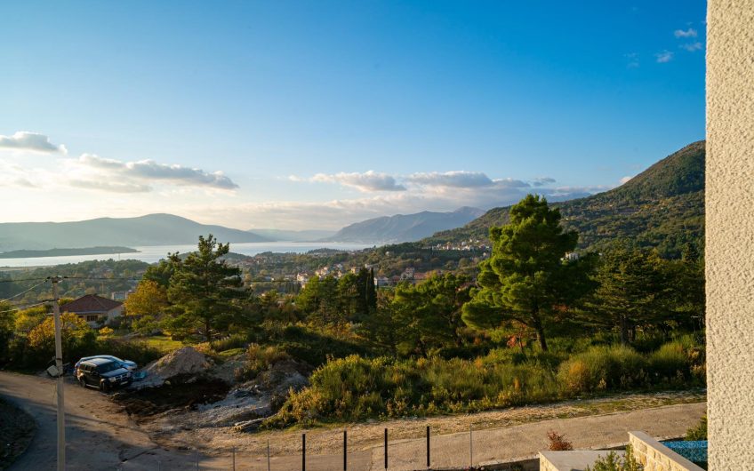 Villa in Kavač, 185 m²