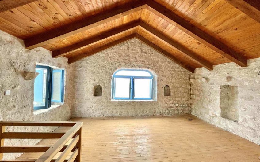 Two mediterranean stone two-storey houses with seaview in Reževići, 95 m²