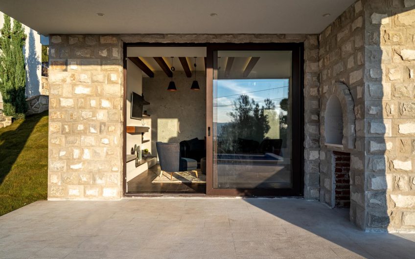 Villa in Kavač, 185 m²