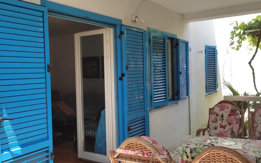 Large three-storey house in center of Budva, 300 m²