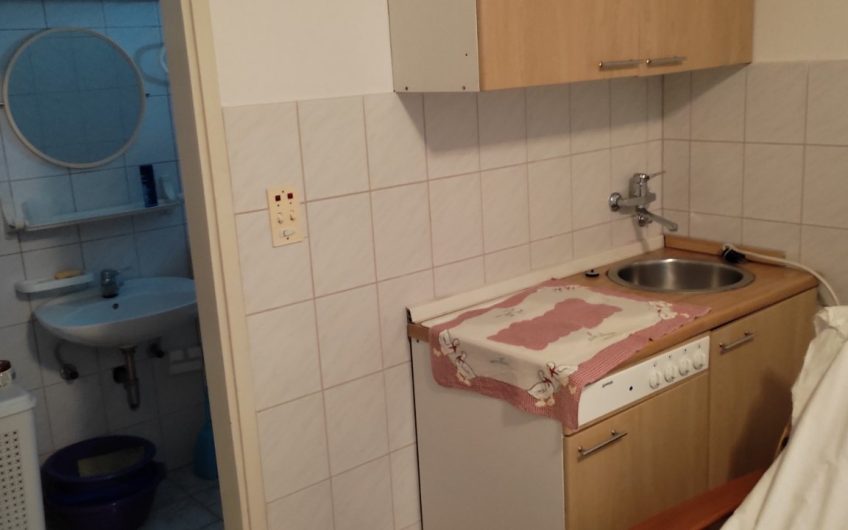 Large three-storey house in center of Budva, 300 m²