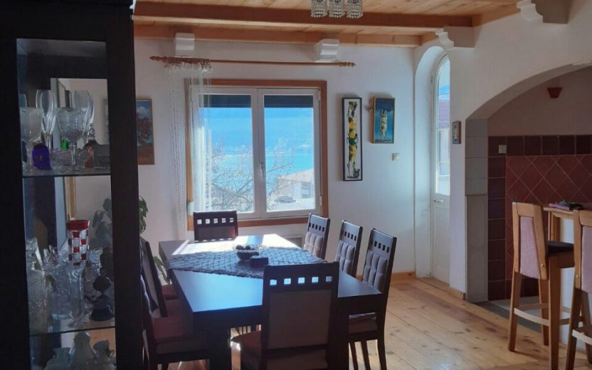 Two-storey house with seaview in Topla, 228 m²