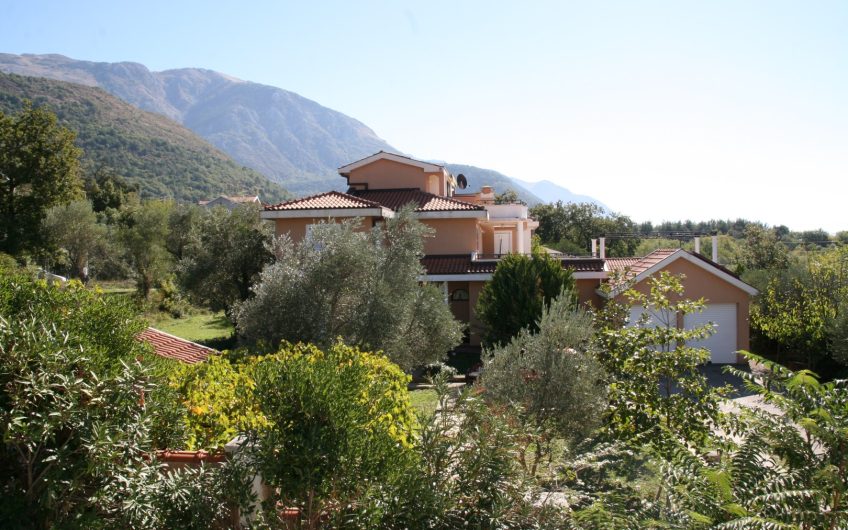 Сontemporary villa with seaview in Kavač, 450 m²