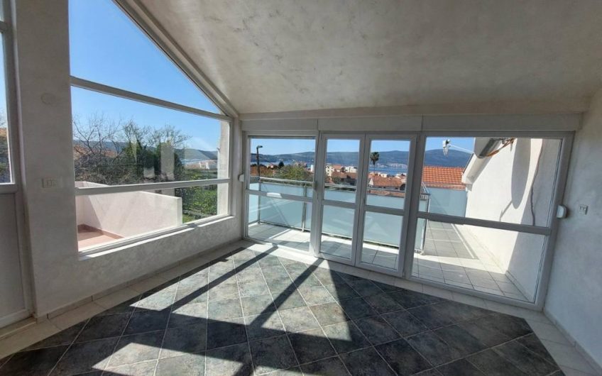 House in Učuri, 263 m²