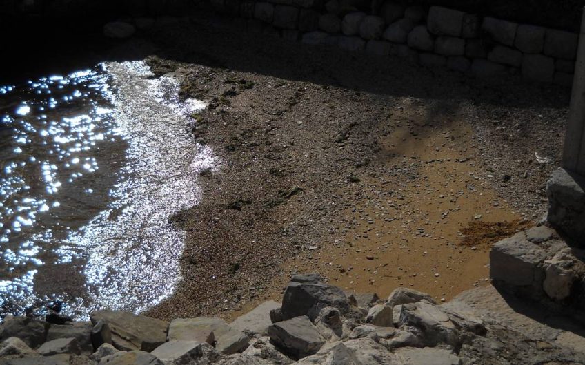 Old stone house on the beach in Prčanj, 100 m²