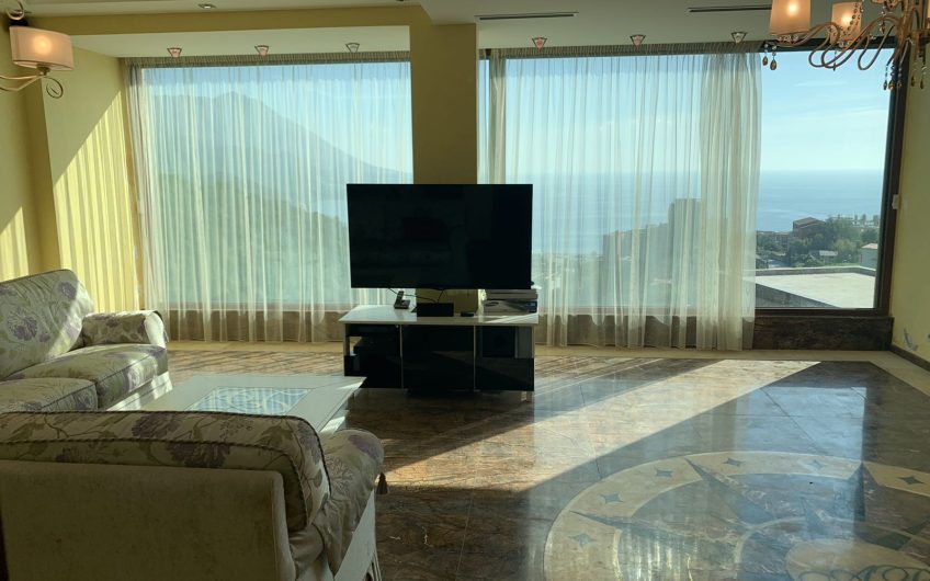 New three-level villa with seaview in Ivanovići, 282 m²