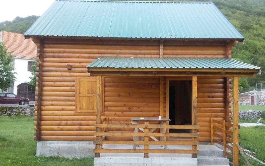 Unique log house in Obzovica, 60 m²