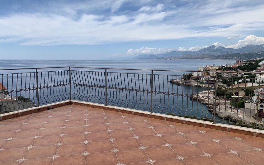 Three-storey villa with seaview in Hladna Uvala, 450 m²