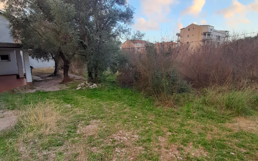 Two-storey unfinished house in Podmaine, 260 m²