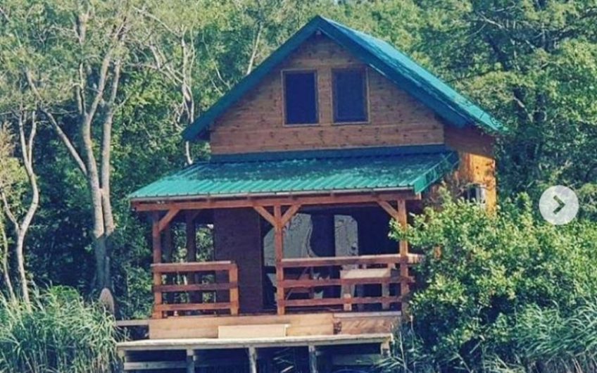 Country house on riverbank in Ada Bojana