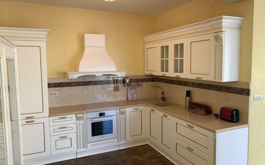 New three-level villa with seaview in Ivanovići, 282 m²