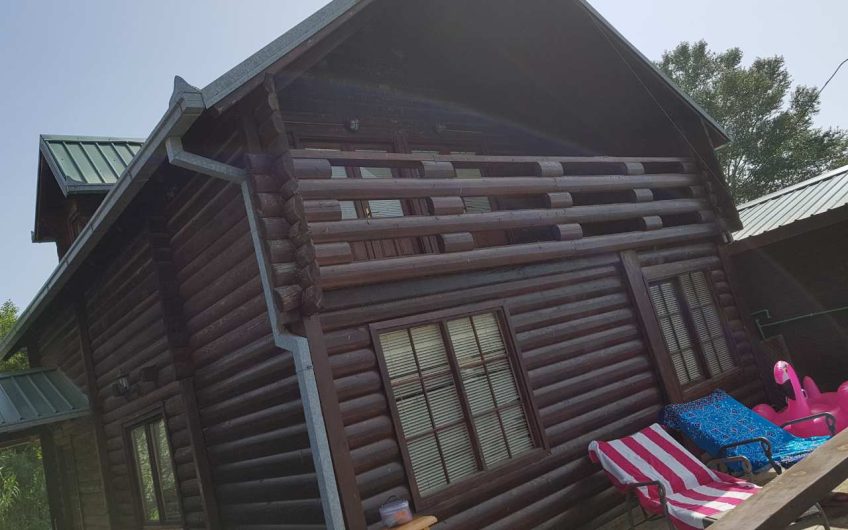 Two-storey wooden cottage on river in Ada Bojana, 110 m²