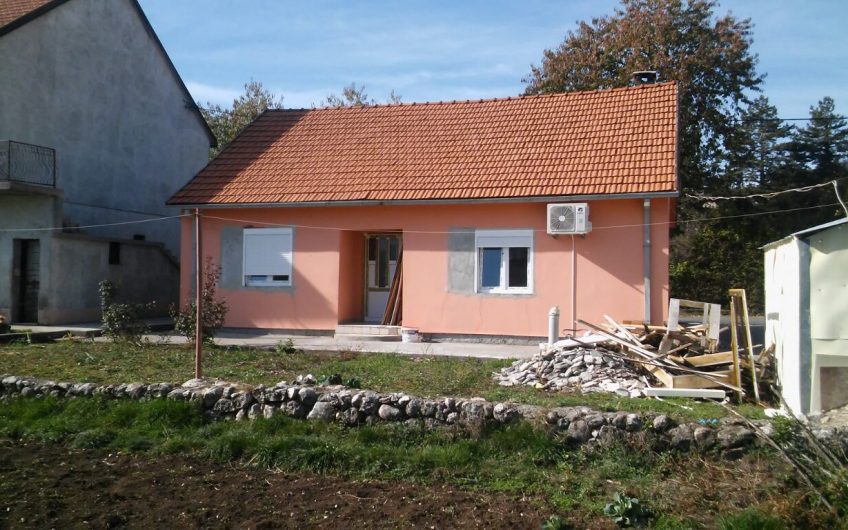House in the center of Cetinje, 90 m²