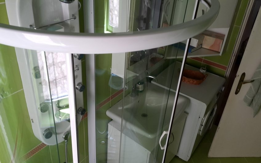 Three-storey house on first line in Lepetane, 242 m²