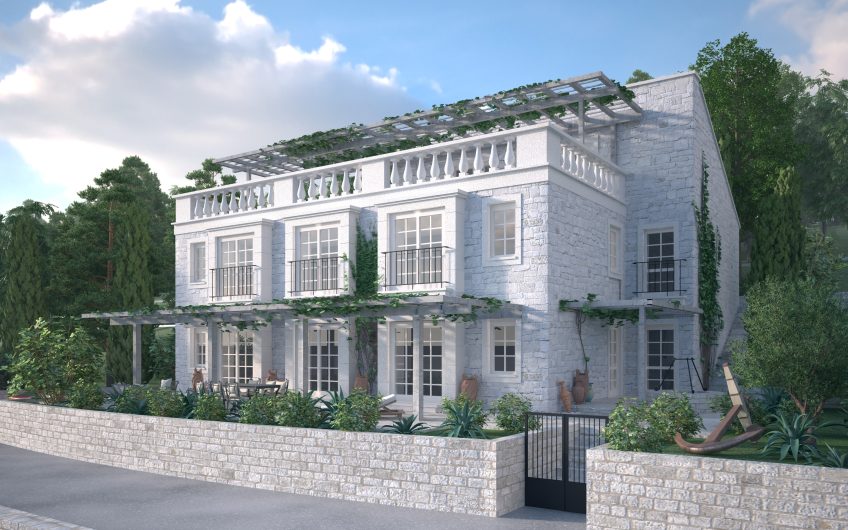 New three-storey villa on first line in Prčanj, 450 m²
