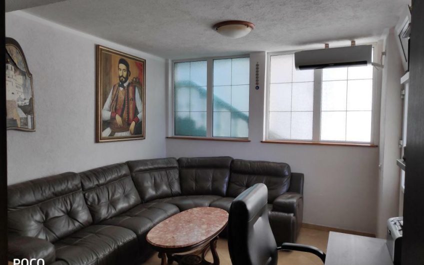 House near center of Sutomore, 108 m²