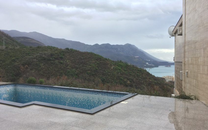 New three-level villa with seaview in Ivanovići, 282 m²