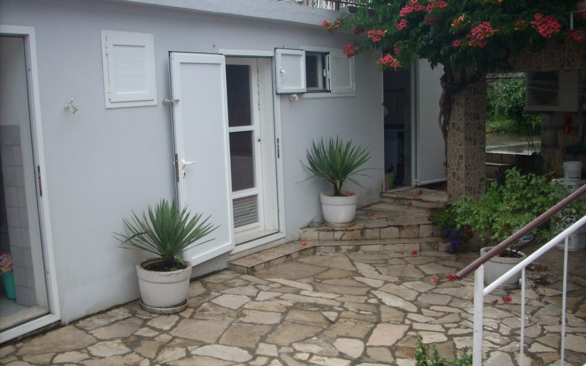 House in Radovići, 300 m²