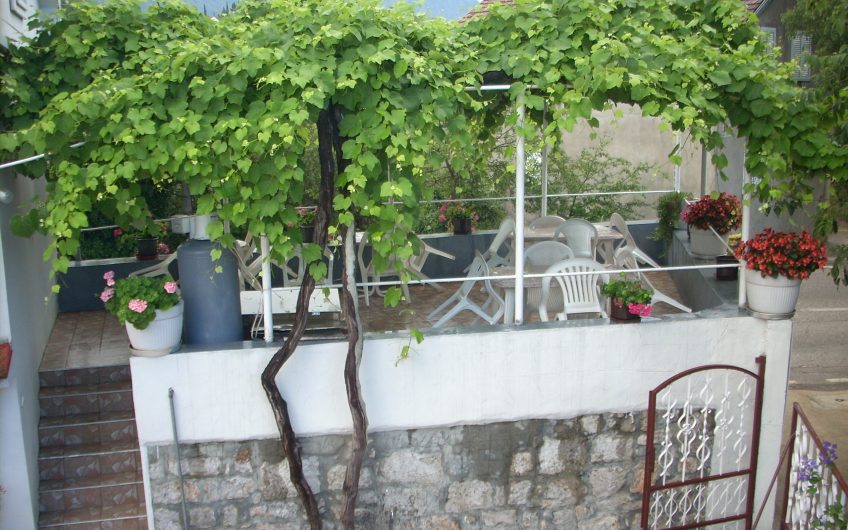 House in Radovići, 300 m²