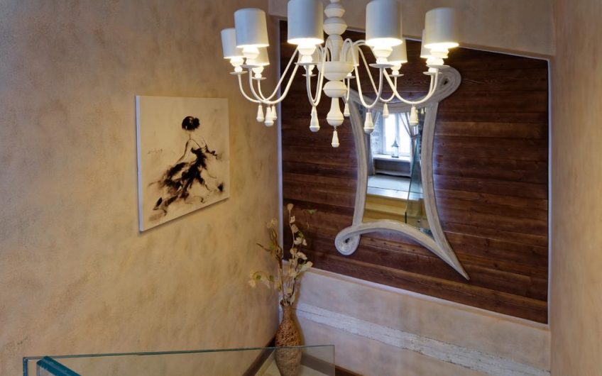Four star villa in Tivat with own beach, 120 m²