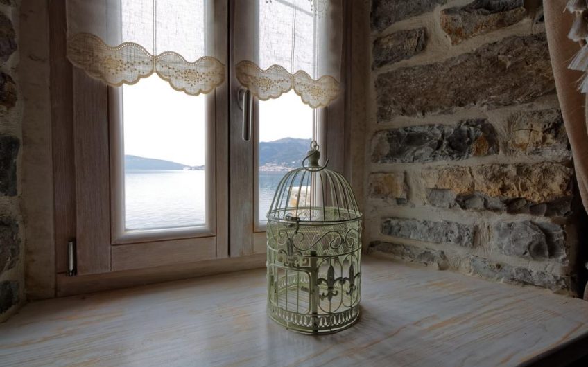 Four star villa in Tivat with own beach, 120 m²
