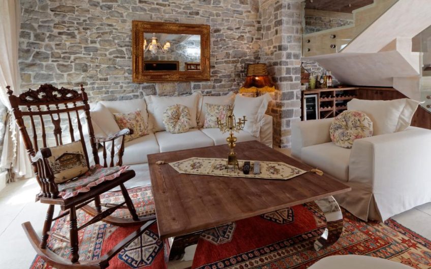 Four star villa in Tivat with own beach, 120 m²