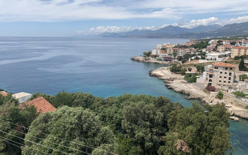 Three-storey villa with seaview in Hladna Uvala, 450 m²