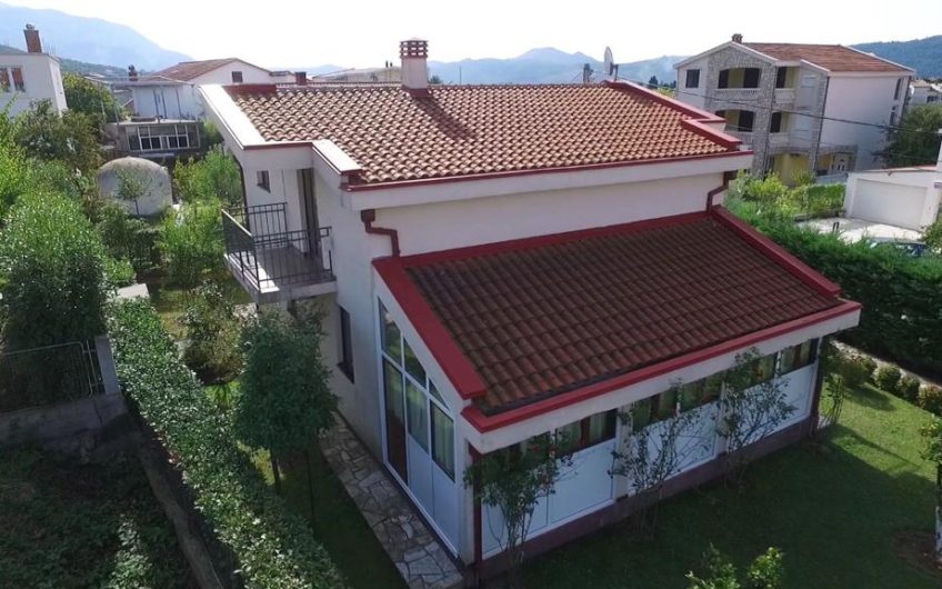 Beautiful house in Bjeliši, 200 m²