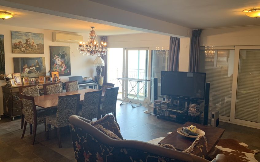 Three-storey villa with seaview in Hladna Uvala, 450 m²