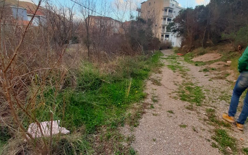 Two-storey unfinished house in Podmaine, 260 m²