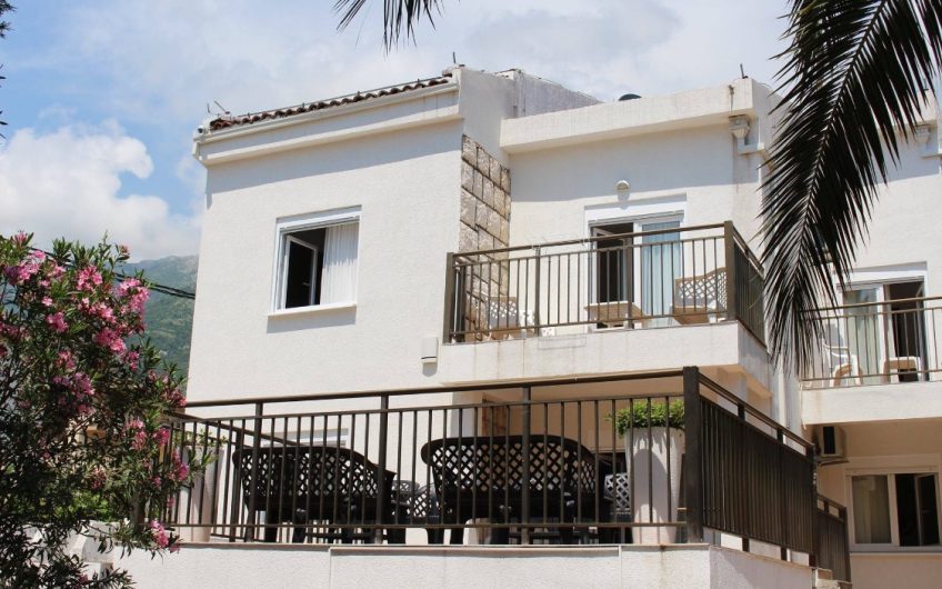 Hotel villa in Sutomore, 376 m²