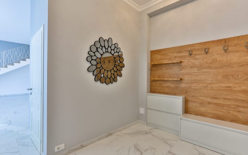 Villa in Kava, 285 m²