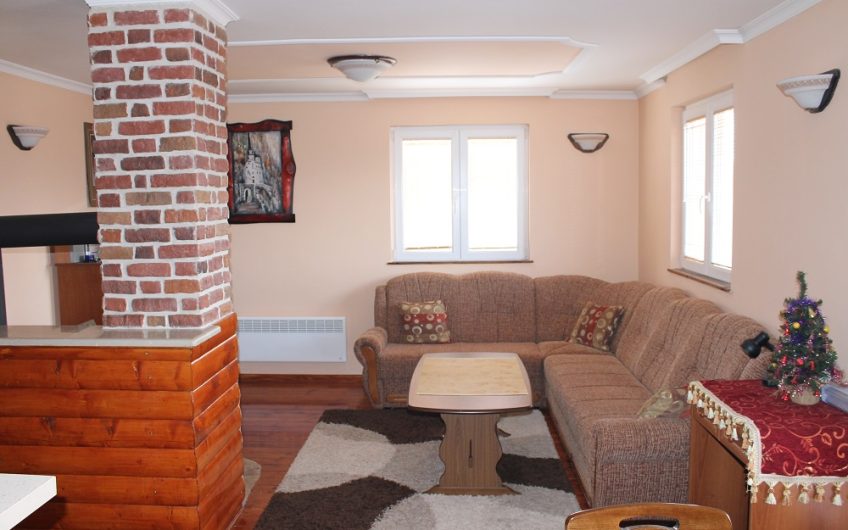 New three-storey house in Žabljak, 180 m²