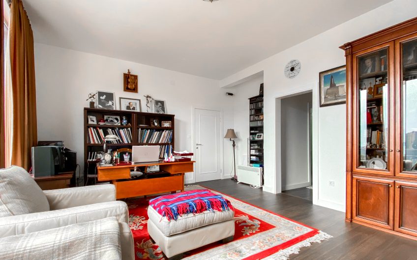 Unique two-storey villa in Kumbor, 338 m²