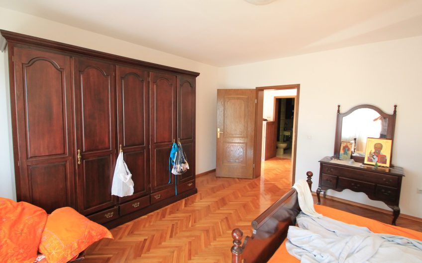 Two-storey house in Tivat