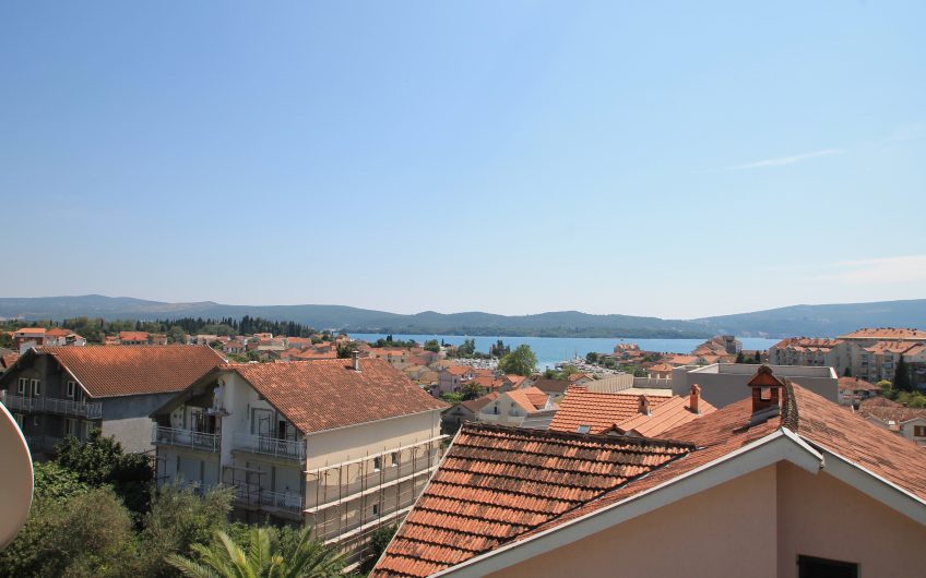 Two-storey house in Tivat