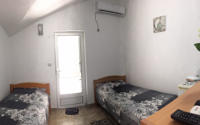 Contemporary guest house in Meljine, 302 m²