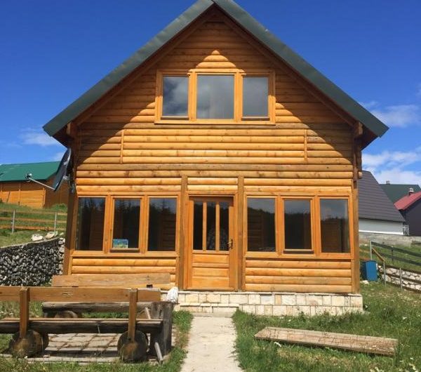 Two-storey wooden house in Tmajevci, 75 m²