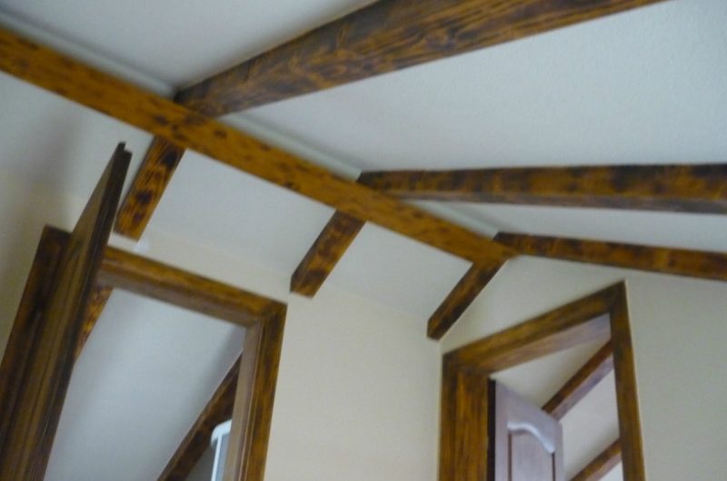 Renovated old three-storey stone house on first line in Đenovići, 100 m²