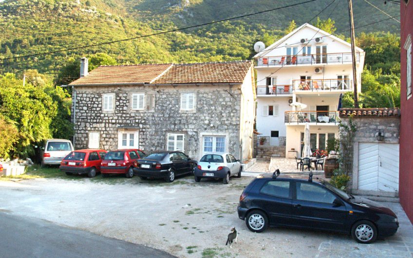 New house and half of old house at marine in Stoliv, 410 m²