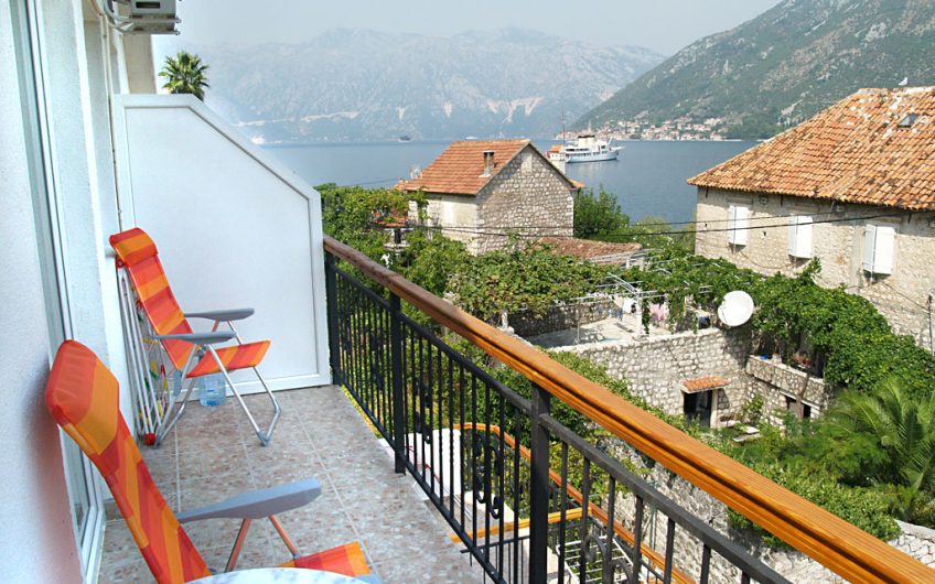New house and half of old house at marine in Stoliv, 410 m²