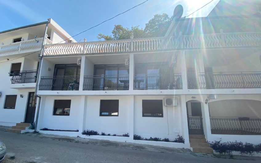 Two-storey house in Brca, 300 m²