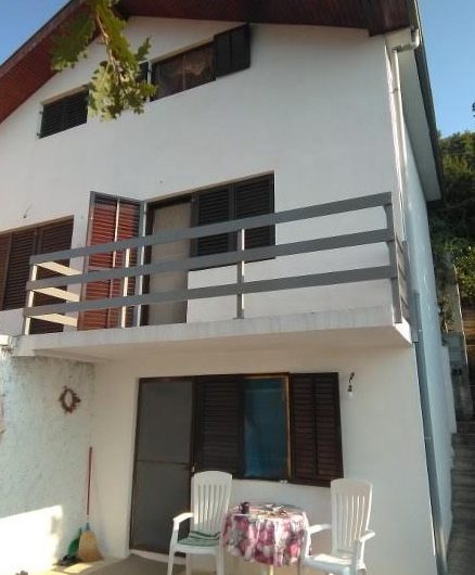 Semi-detached house with seaview near beach in Kruče, 60 m²